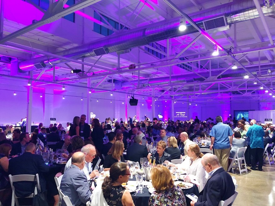 麦迪逊展览中心-16