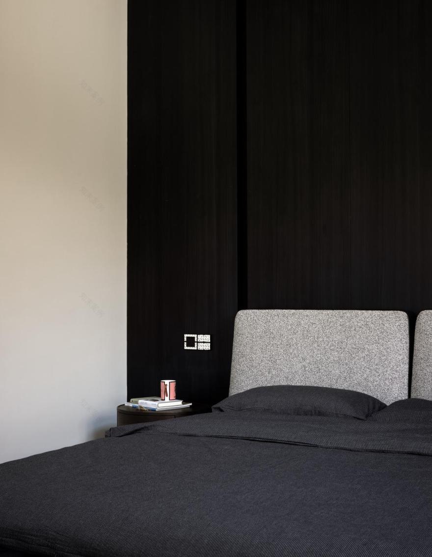 现代轻奢质感别墅设计-41