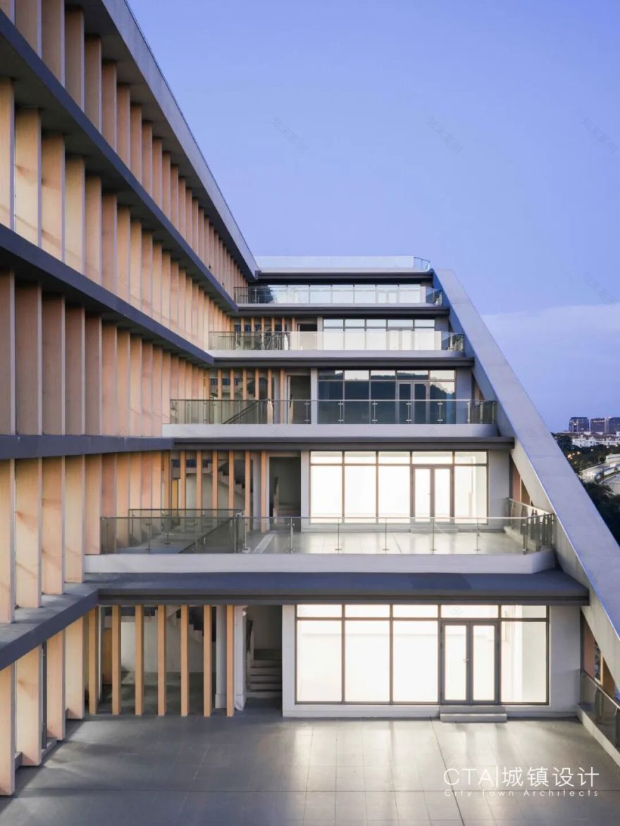 南京工业大学江浦校区三期工程建设项目(海外学院)丨中国南京丨南京城镇建筑设计咨询有限公司,南京长江都市建筑设计有限公司-34