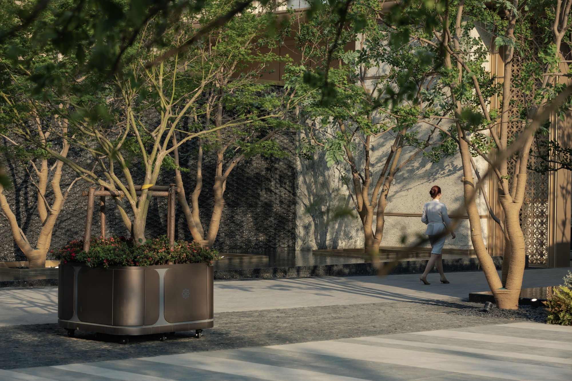 华发无锡中央首府 · 江南海派· 奢藏花园丨中国无锡丨广亩景观-27