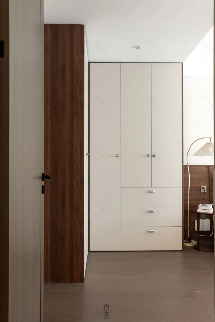 内舍软装丨123㎡现代中古风,在时光褶皱里收藏家的温柔诗篇!-33