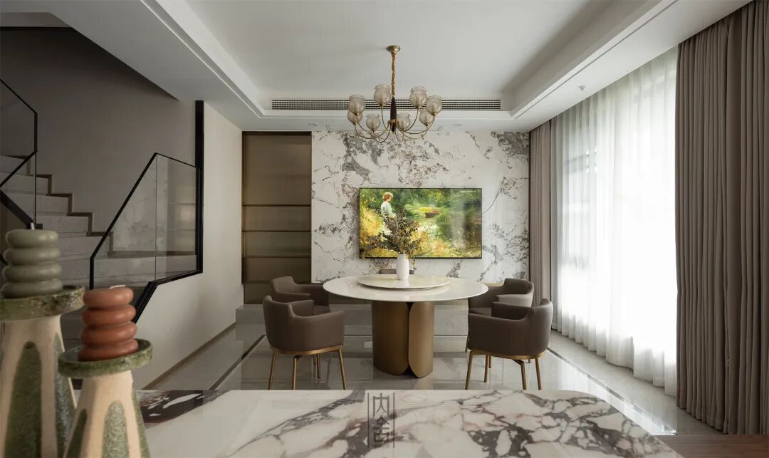 内舍软装丨235㎡下叠法式混搭风，赋予空间由线条、色彩、层次激发出的趣味碰撞！-24