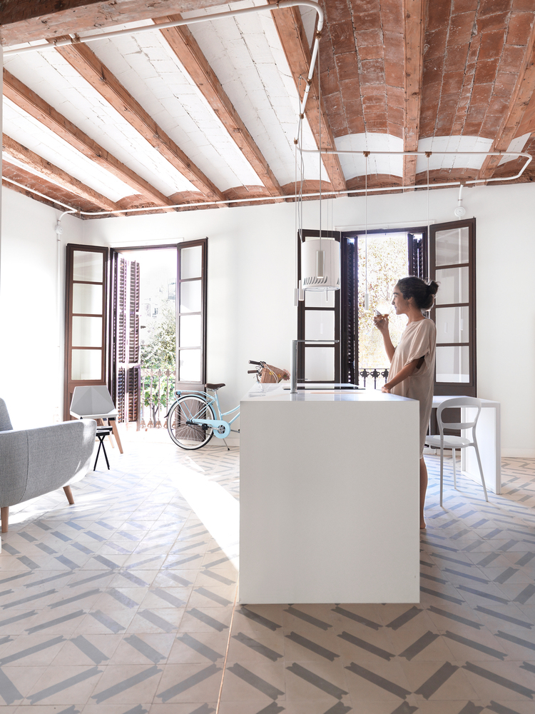 巴塞罗那 46 平米公寓的明亮蜕变-25