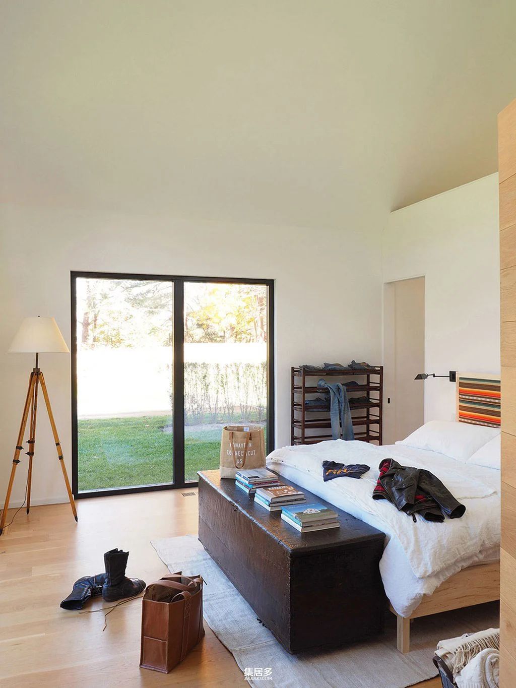 纽约州北部现代黑色小屋设计丨美国纽约-23