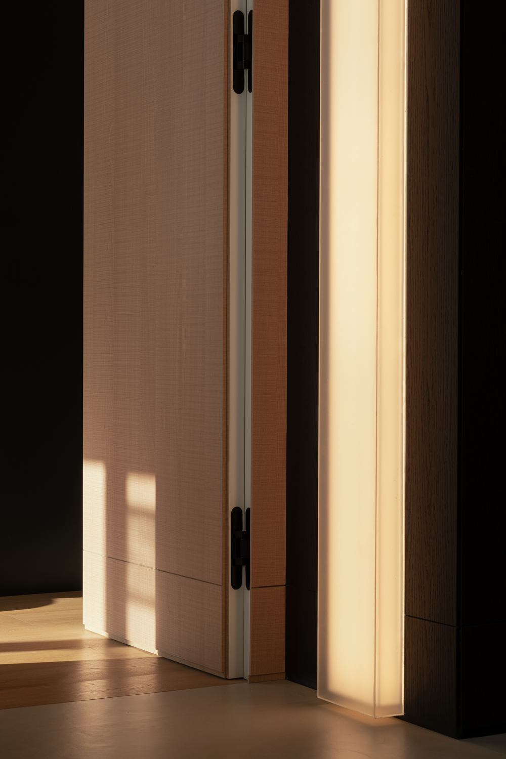 逅界空间设计｜暗调里的松弛感-20