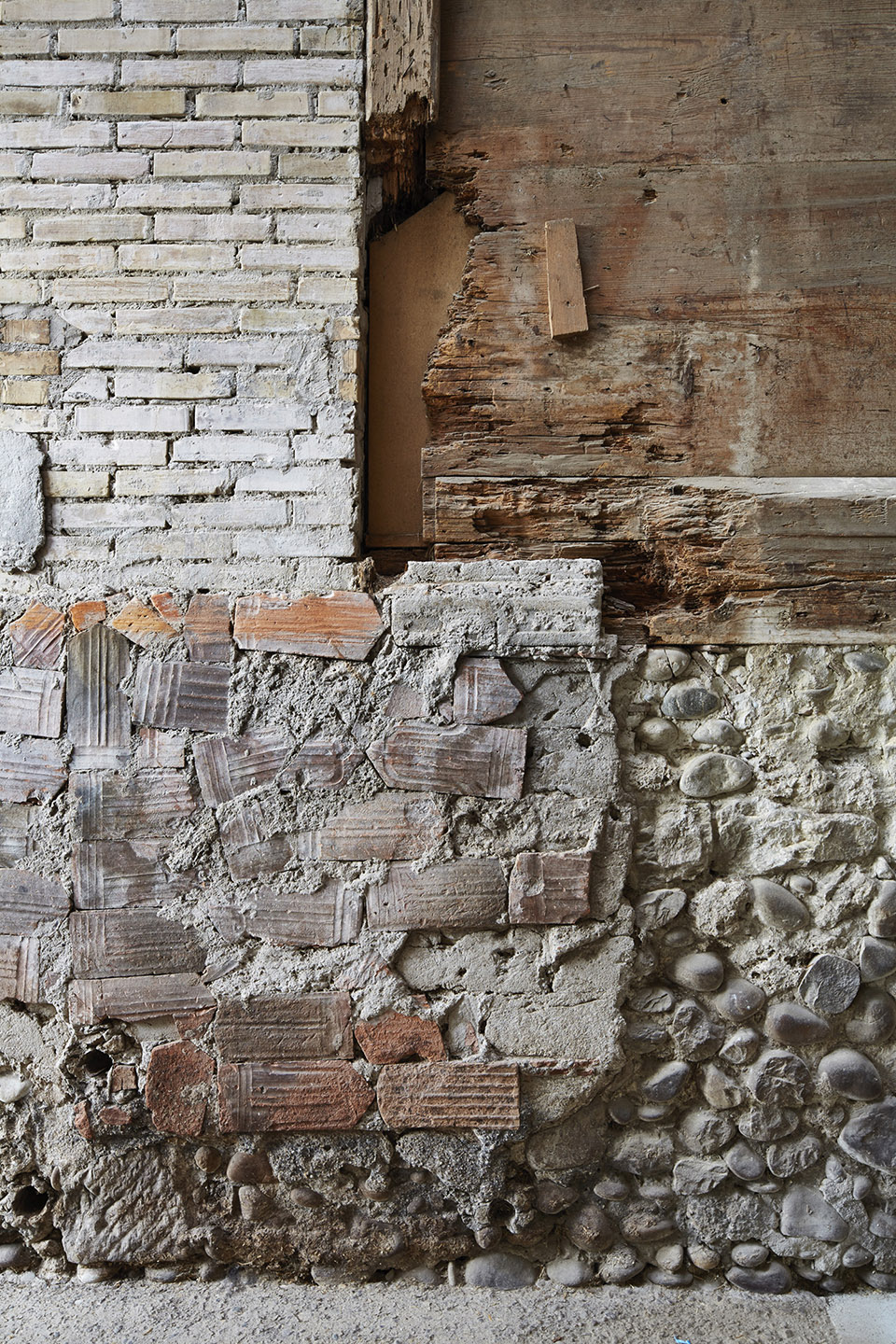 农舍改造，瑞士 / Freiluft-12