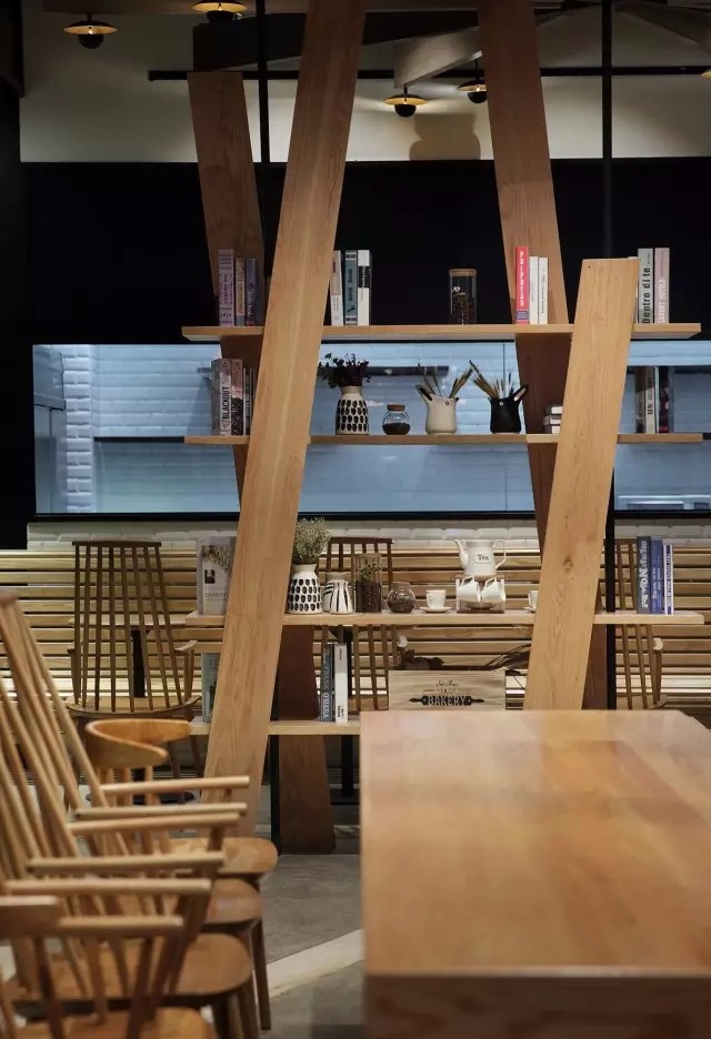 卡玛王子（深圳公明店）烘焙店设计丨中国深圳丨深圳市艺鼎装饰设计有限公司-20