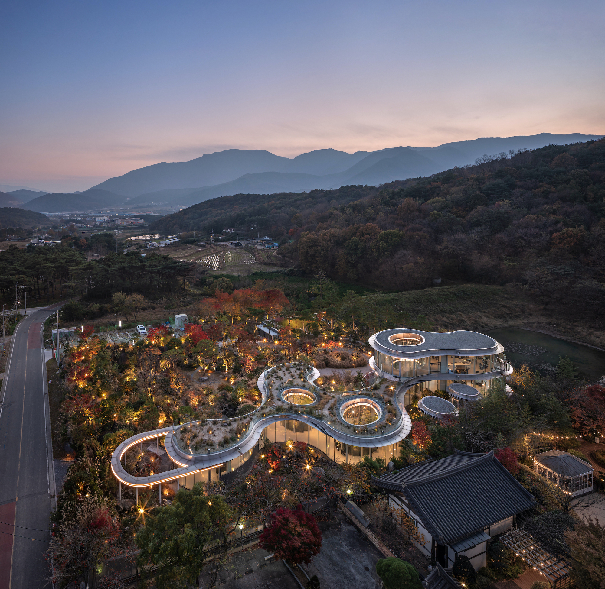 韩国MIGIUI山间驿站丨Architect  K-37