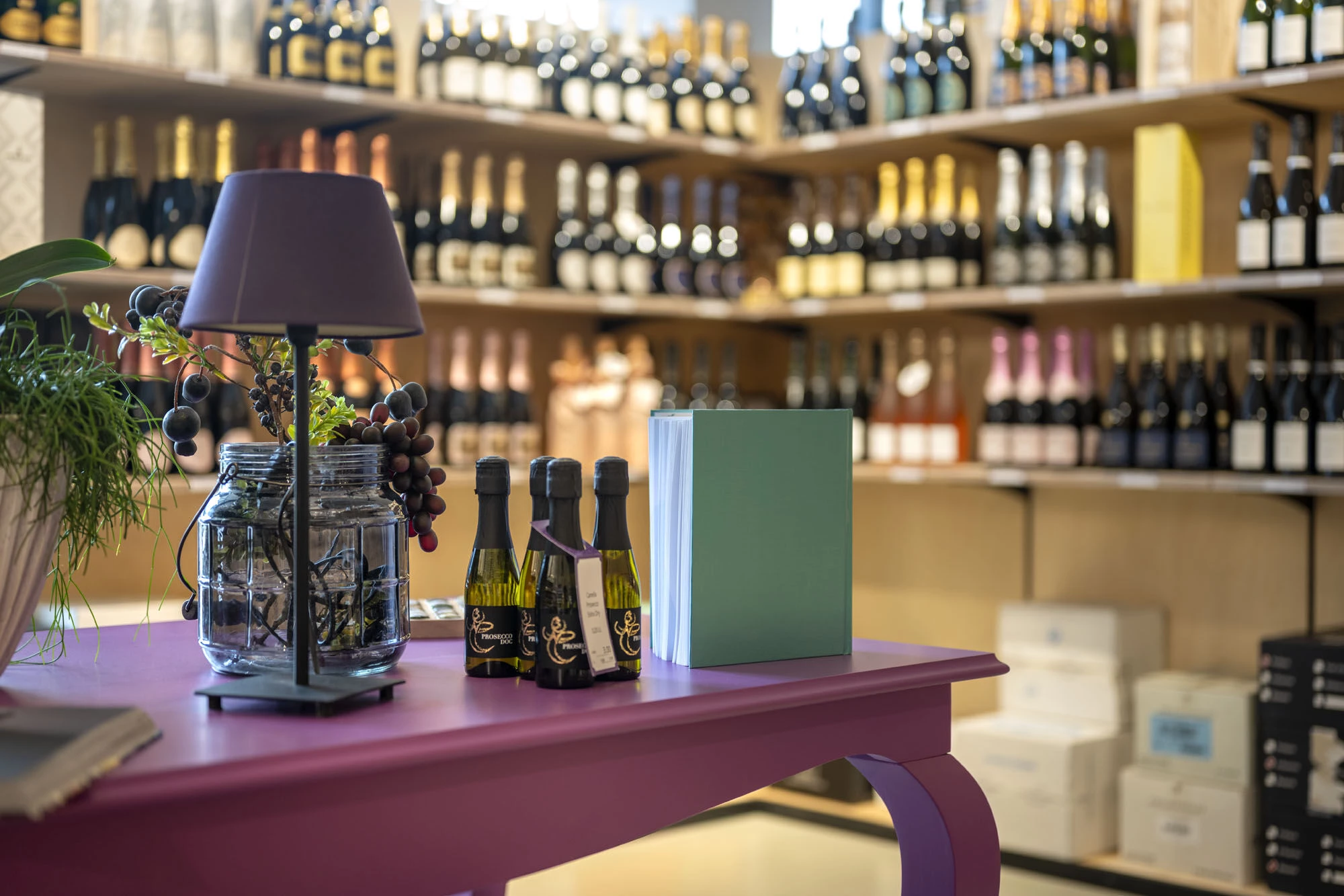 饮料市场竖琴丨monovolume architecture + design-29