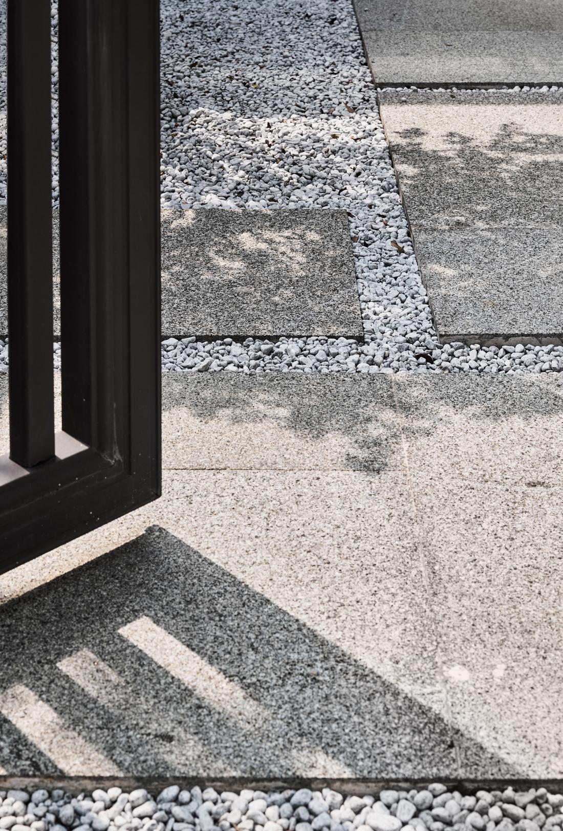 负楼层生活空间的艺术改造-13