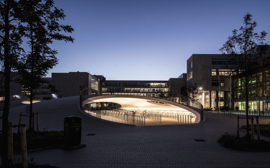 哥本哈根新型自行车停车场 卡琳·布利克斯恩广场丨丹麦哥本哈根丨COBE-32