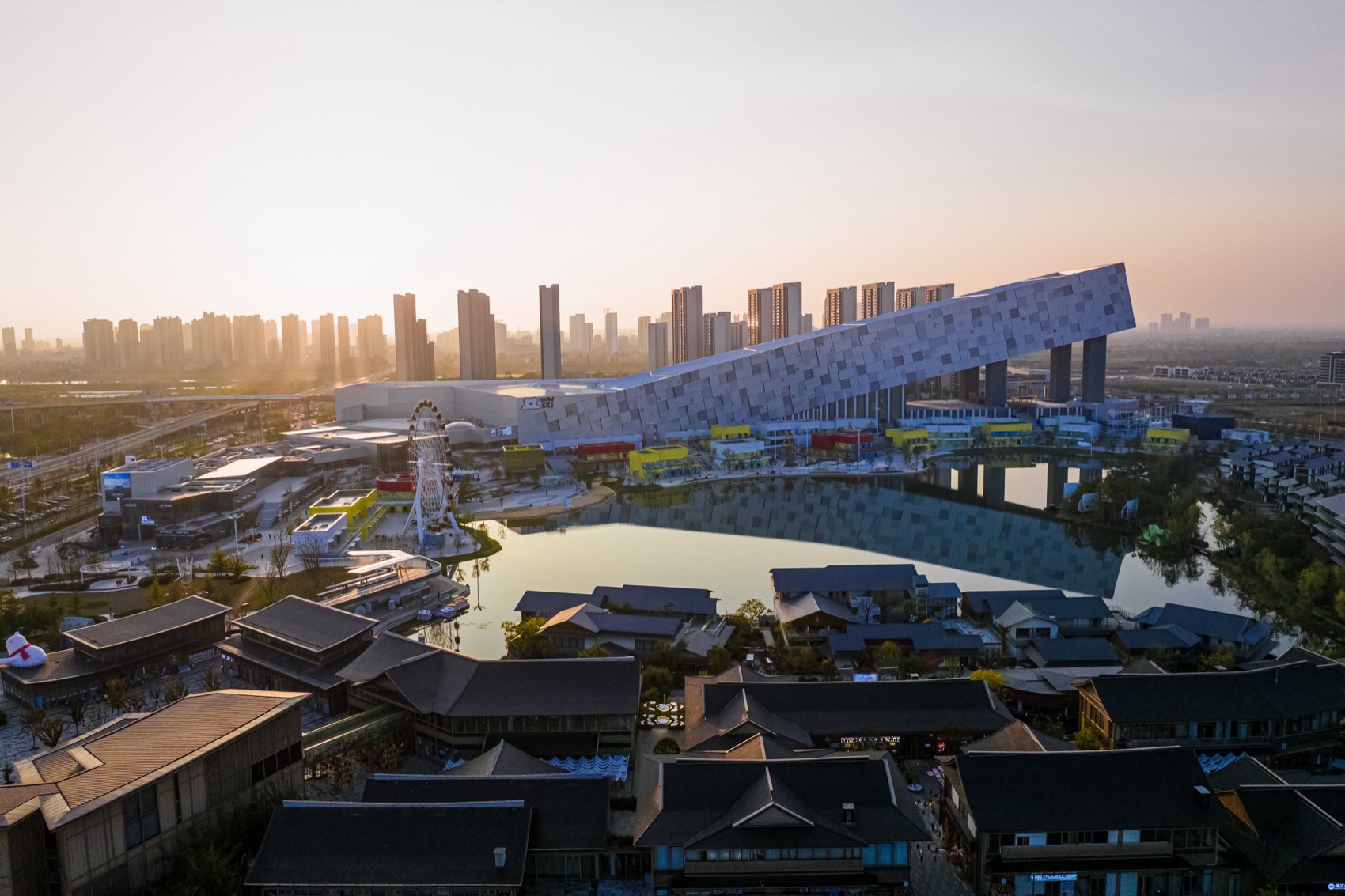 武汉甘露山国际滑雪场丨中国武汉丨CLOU柯路建筑,荷于景观设计咨询(上海)有限公司-4