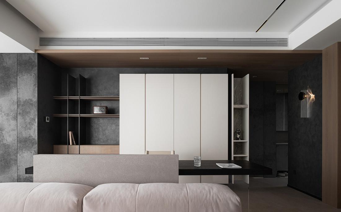 意式极简下的温暖叙事:一个家的呼吸与成长-13