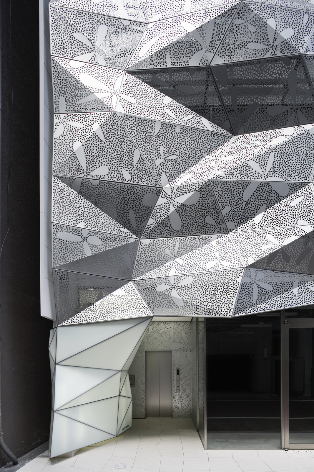 Ginza 商业大厦-24