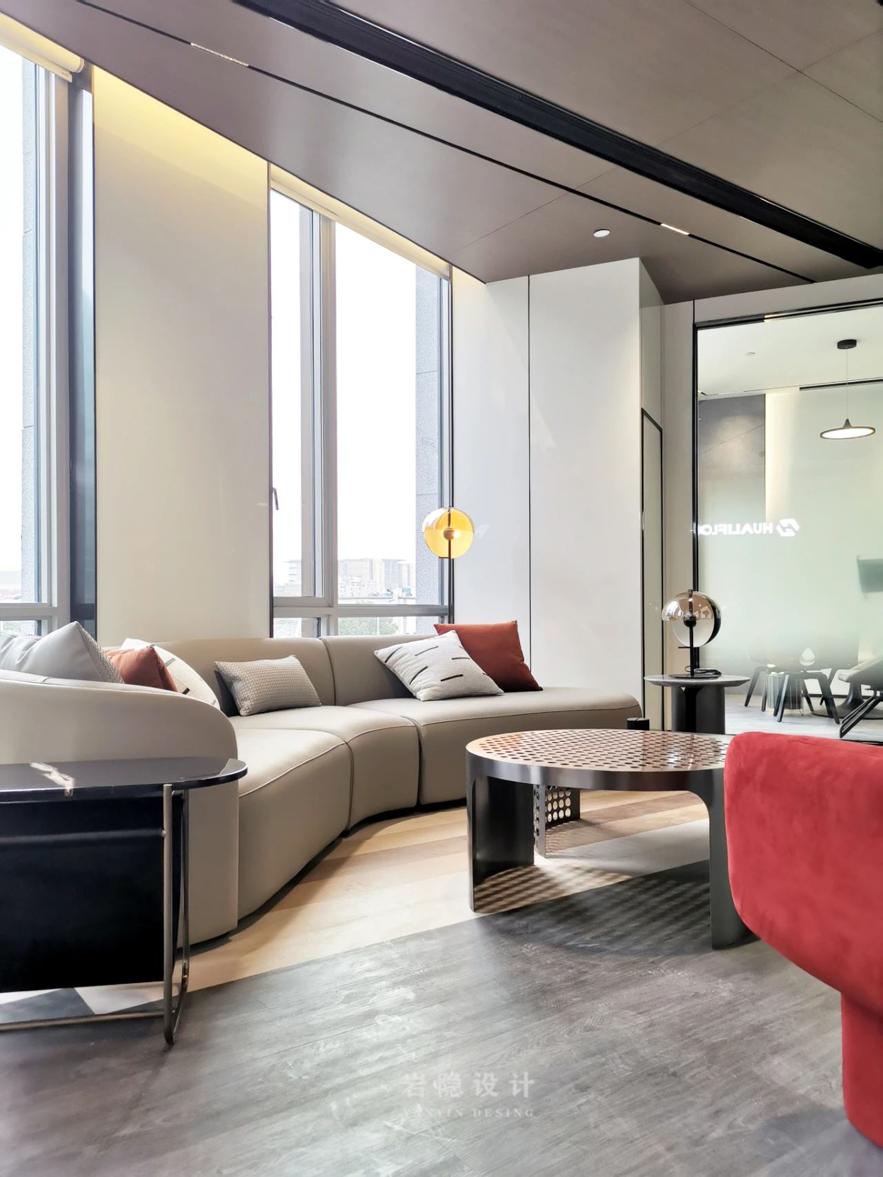 华丽集团办公楼与室内空间设计-9