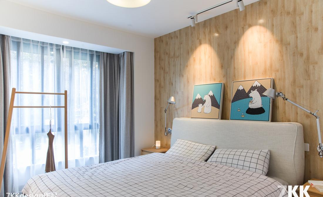 北阳台改造的榻榻米-1