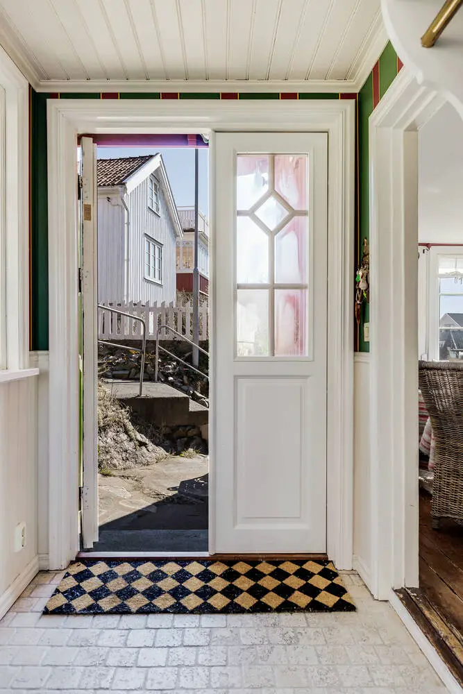 "瑞典 Mollösund 小镇，57m2 红色小木屋的温馨魅力"-14