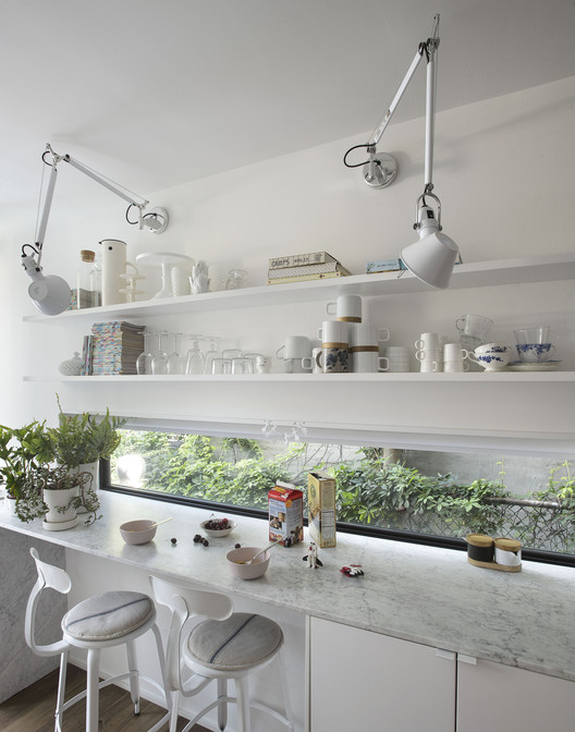 Little House. Big City  Office of Architecture-17