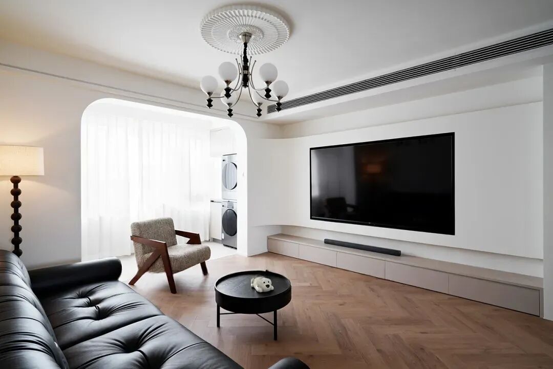 昆明13万打造125㎡现代轻法式三居，黑白配色的极致优雅，每一寸都美到骨子里！-10