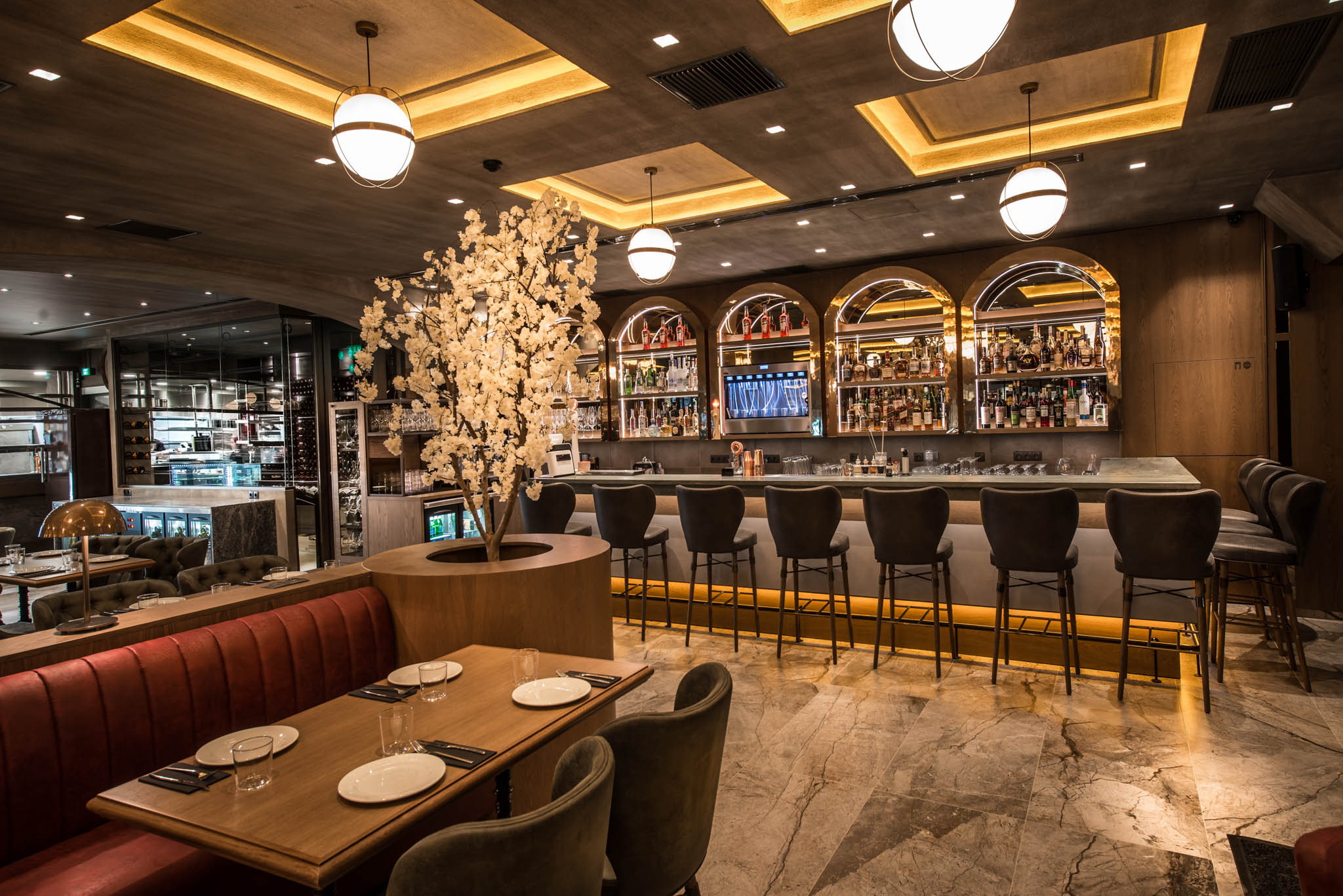 美国风格浓郁的“KOUZEINERI”肉吧-8