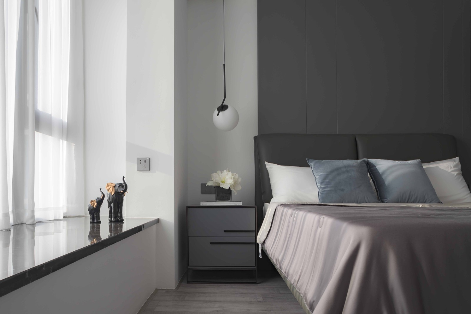 刘树煌设计总监的简约高级灰住宅设计-25