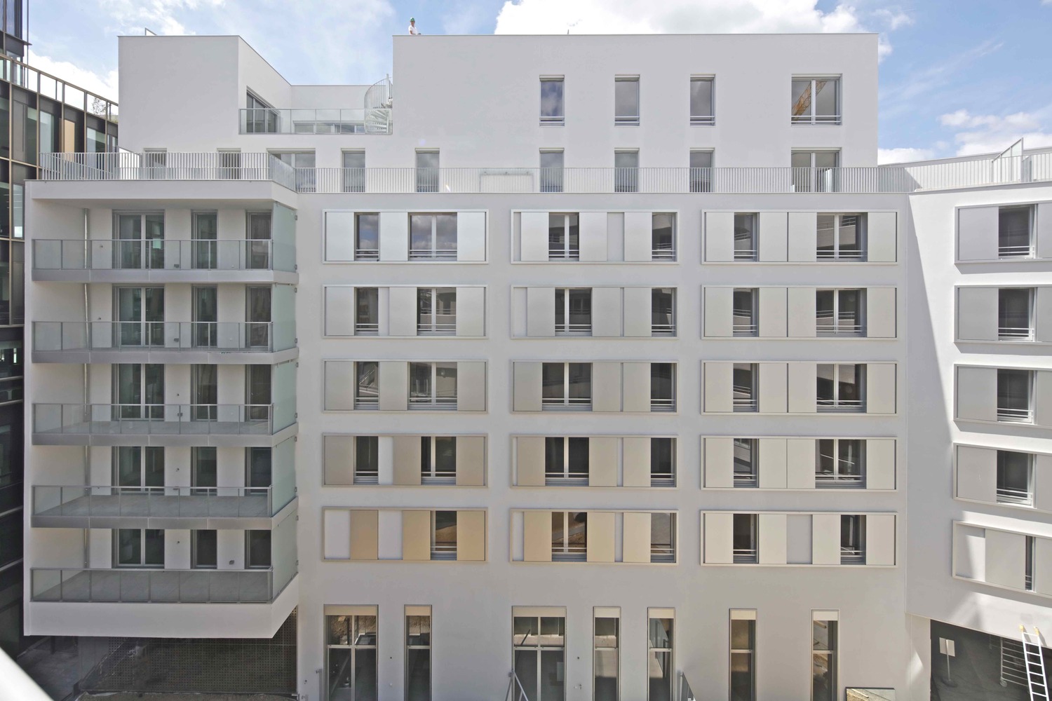 布洛涅比兰库尔特河畔住宅区折叠式设计-27