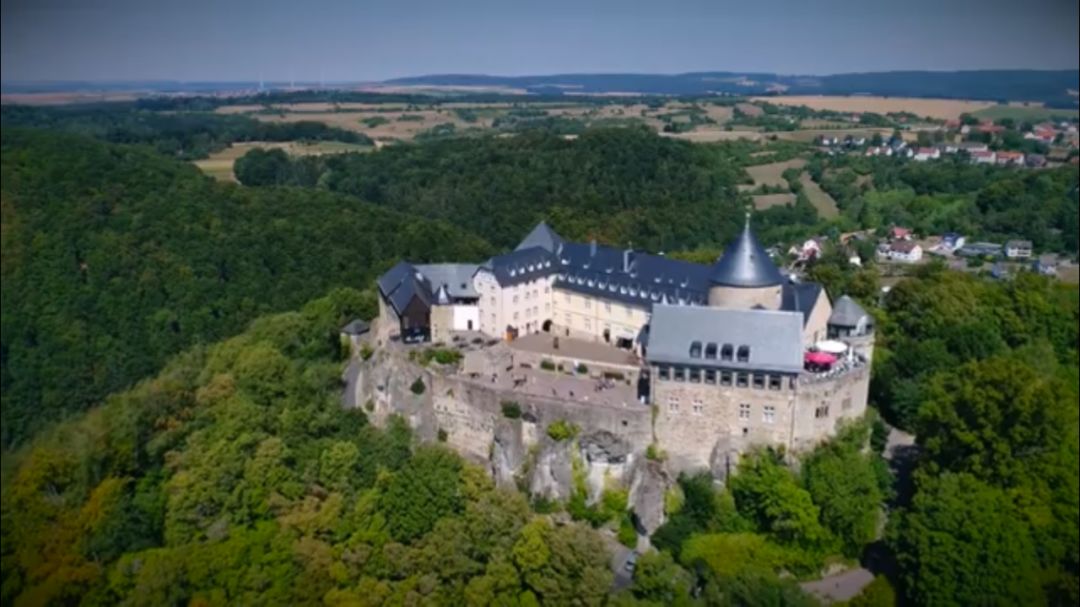 无尽景观住宅 | 时境参与的德国别墅集群设计-17