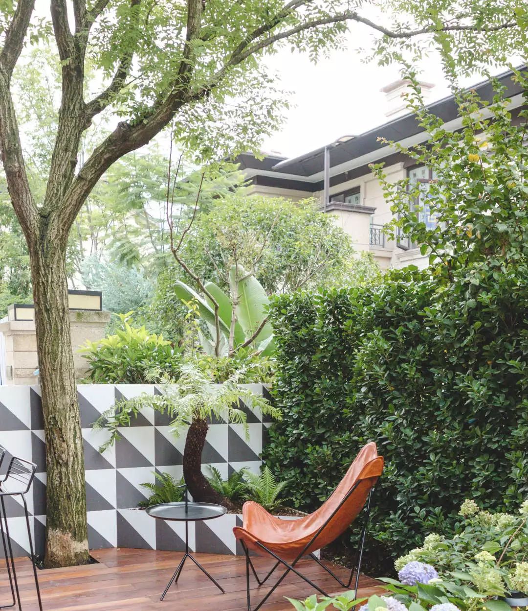 "黑白"庭院的淡雅艺术-20