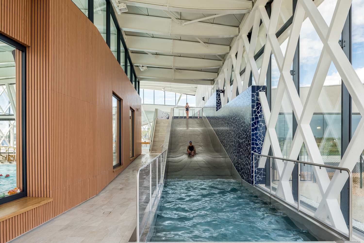 体育馆丨MultiplexeAquatique-71