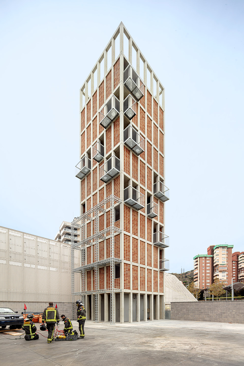 Vall d’Hebron 消防训练塔丨西班牙巴塞罗那丨Carles Enrich Studio-7