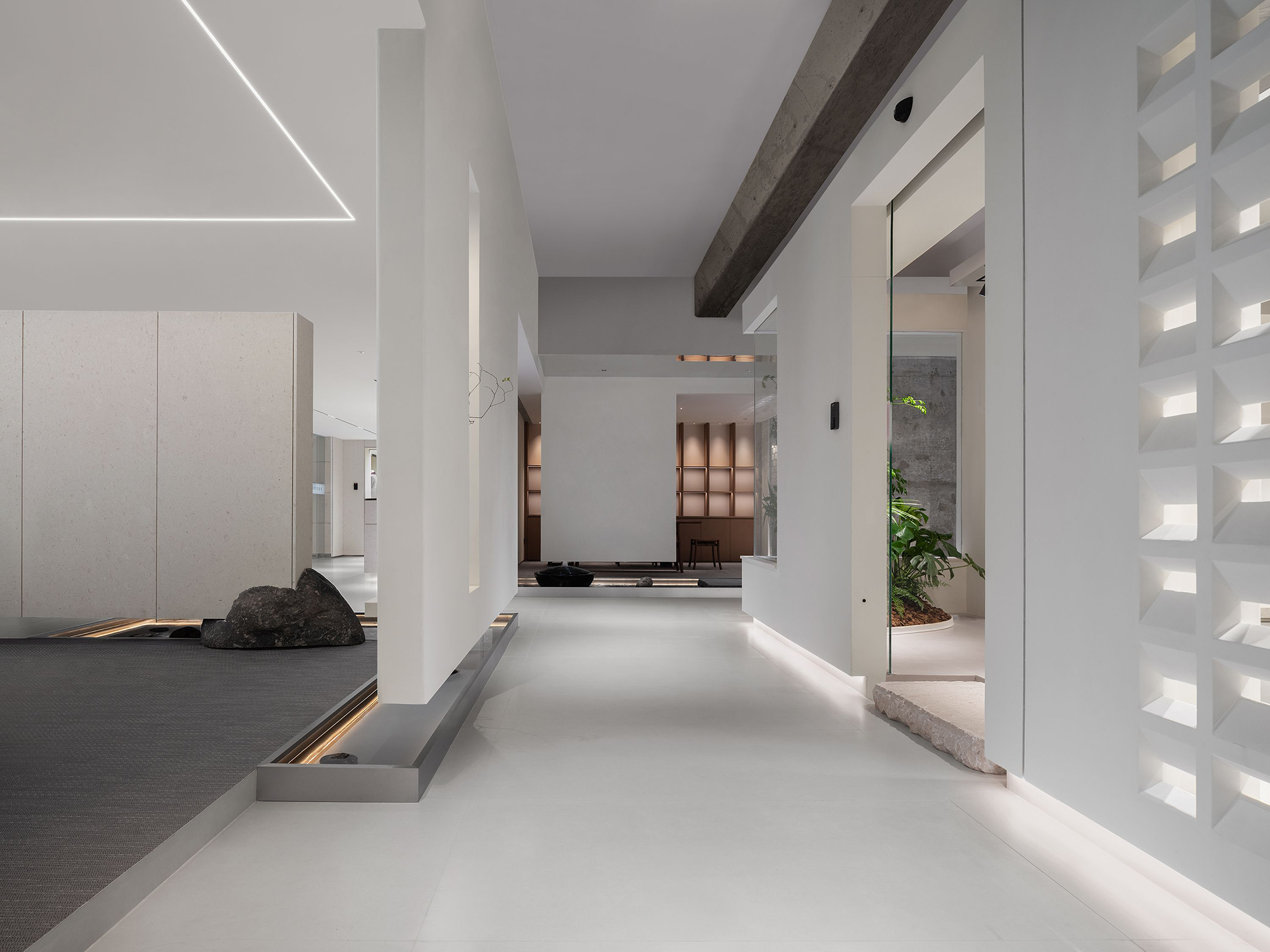 宇裳菲尔服饰丨中国深圳丨LubanEra·Design(鲁班时代建筑装饰设计)-95