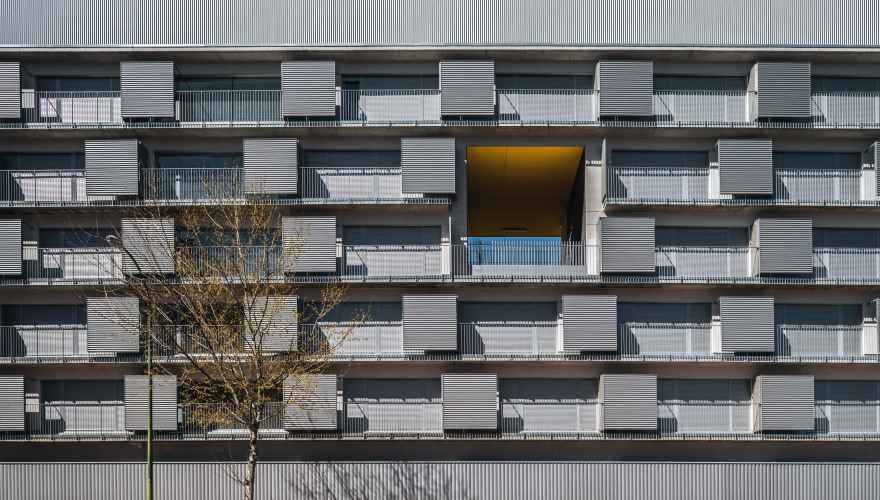 马德里社区青年保障住房 | 紧凑与高效的住宅设计-0