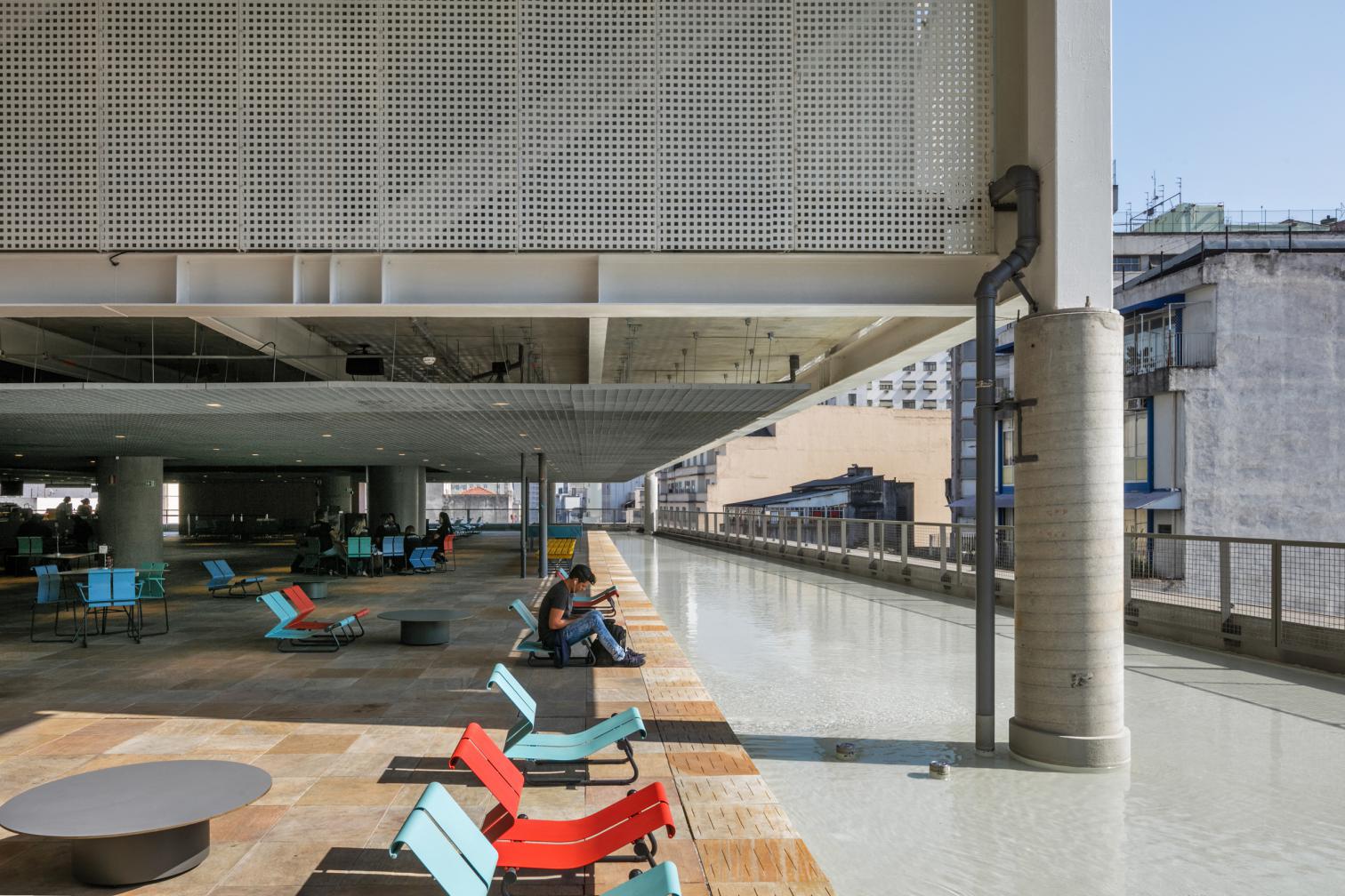 巴西圣保罗 SESC 24 de Maio 综合设施-10