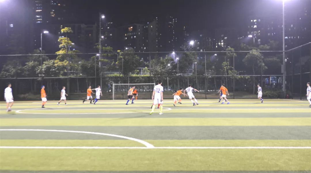 绿茵激情,建筑师的足球之战-13