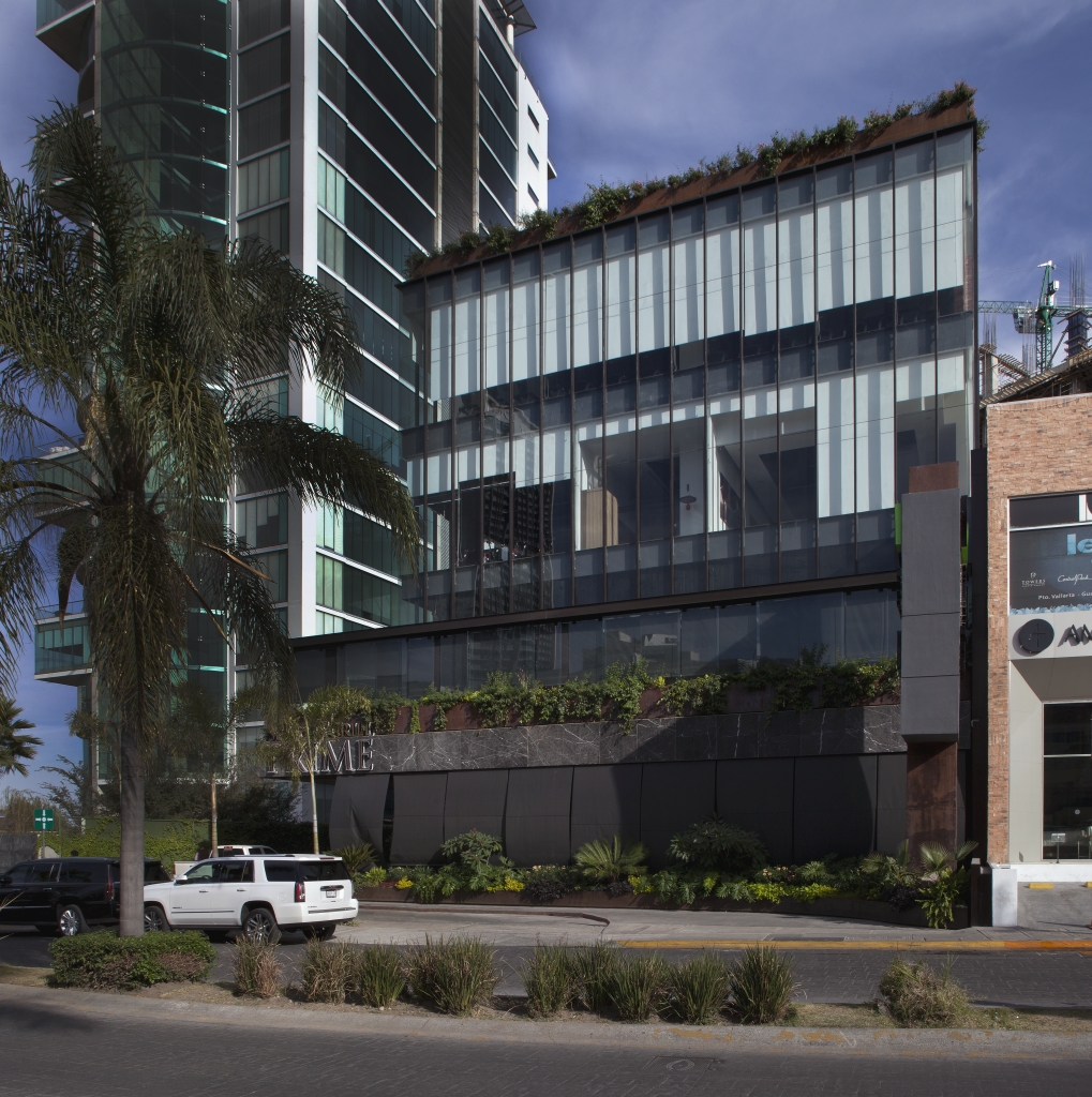 urban centar puerta de hierro-10