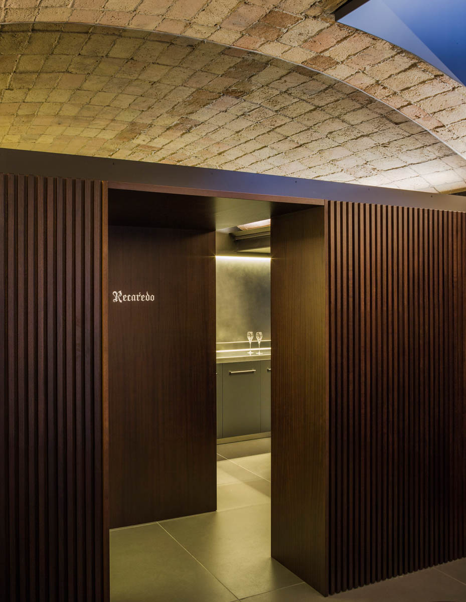 06 10 RECAREDO TASTING AREA-36