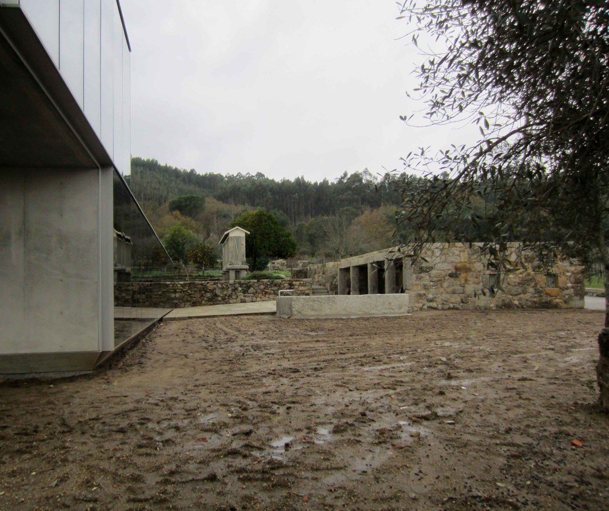 葡萄牙古农场住宅修复与改造-40