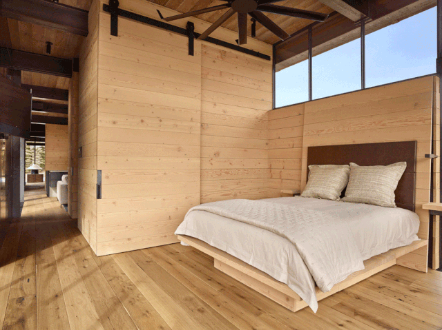 美国太阳谷度假别墅,枢轴门与户外活动空间的设计亮点-39