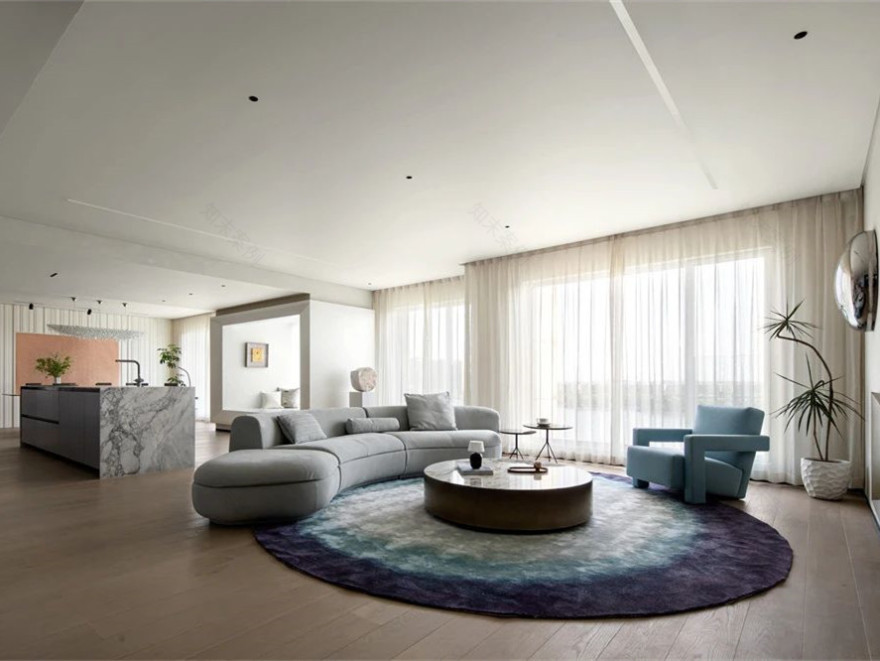 现代位于湖畔的大平层住宅丨中国-2