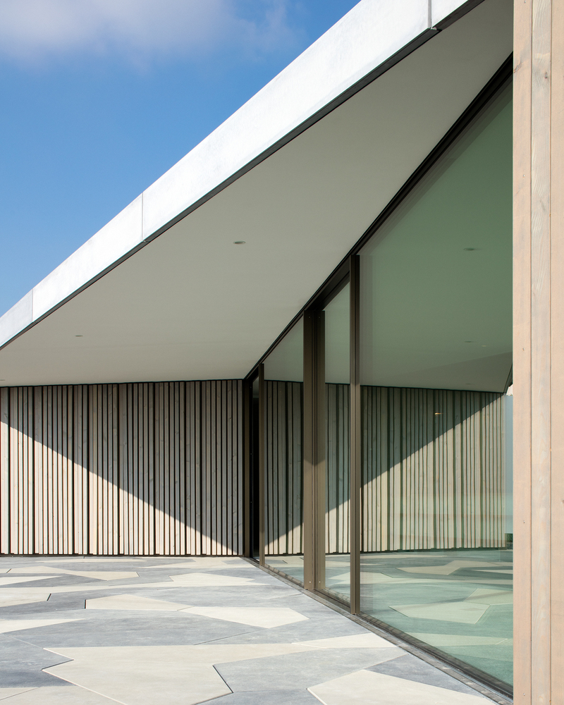 瑞士 Hauterive 湖畔混凝土与玻璃的现代住宅-39