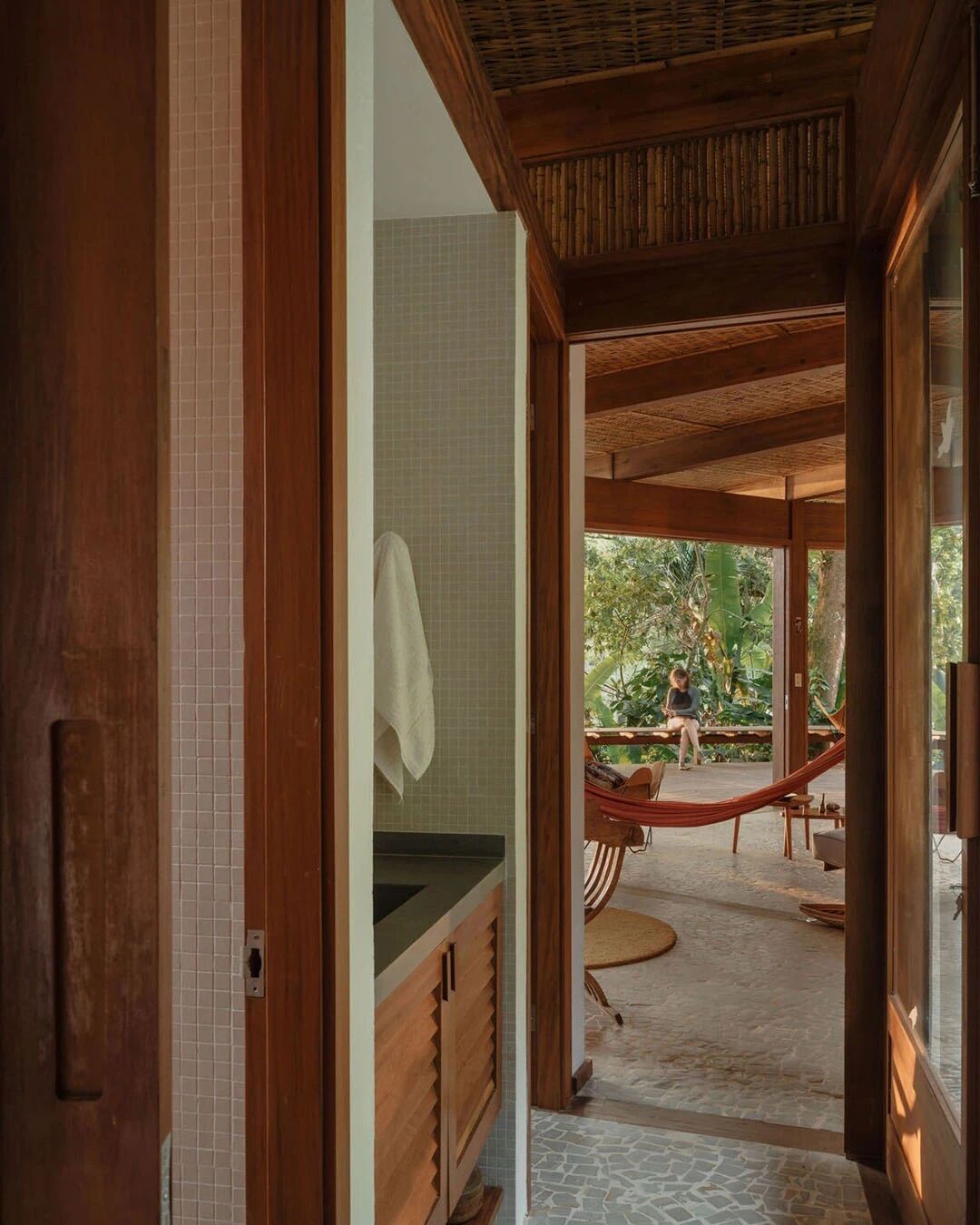 Praia da Figueira设计｜循日之迹,栖木而生住宅丨巴西里约热内卢丨Estúdio Lava-29