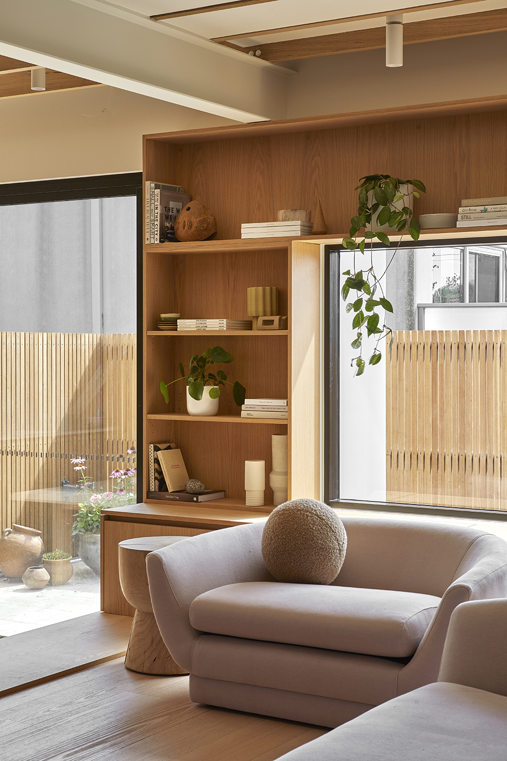 伊娃的房子丨MRTN 建筑事务所-2