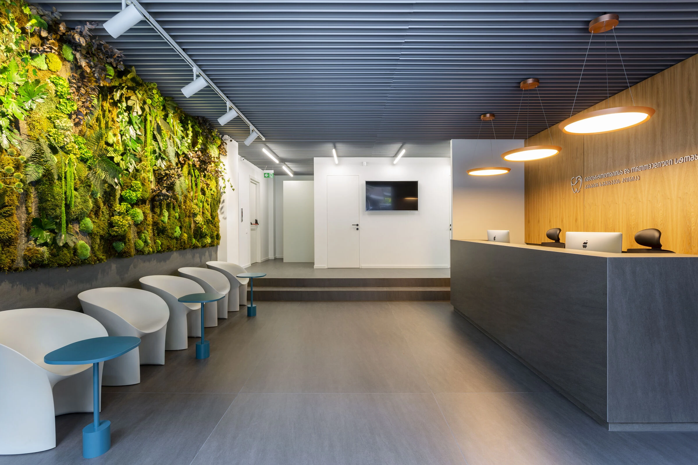 Implantology and Orthopedic Stomatology Center-11