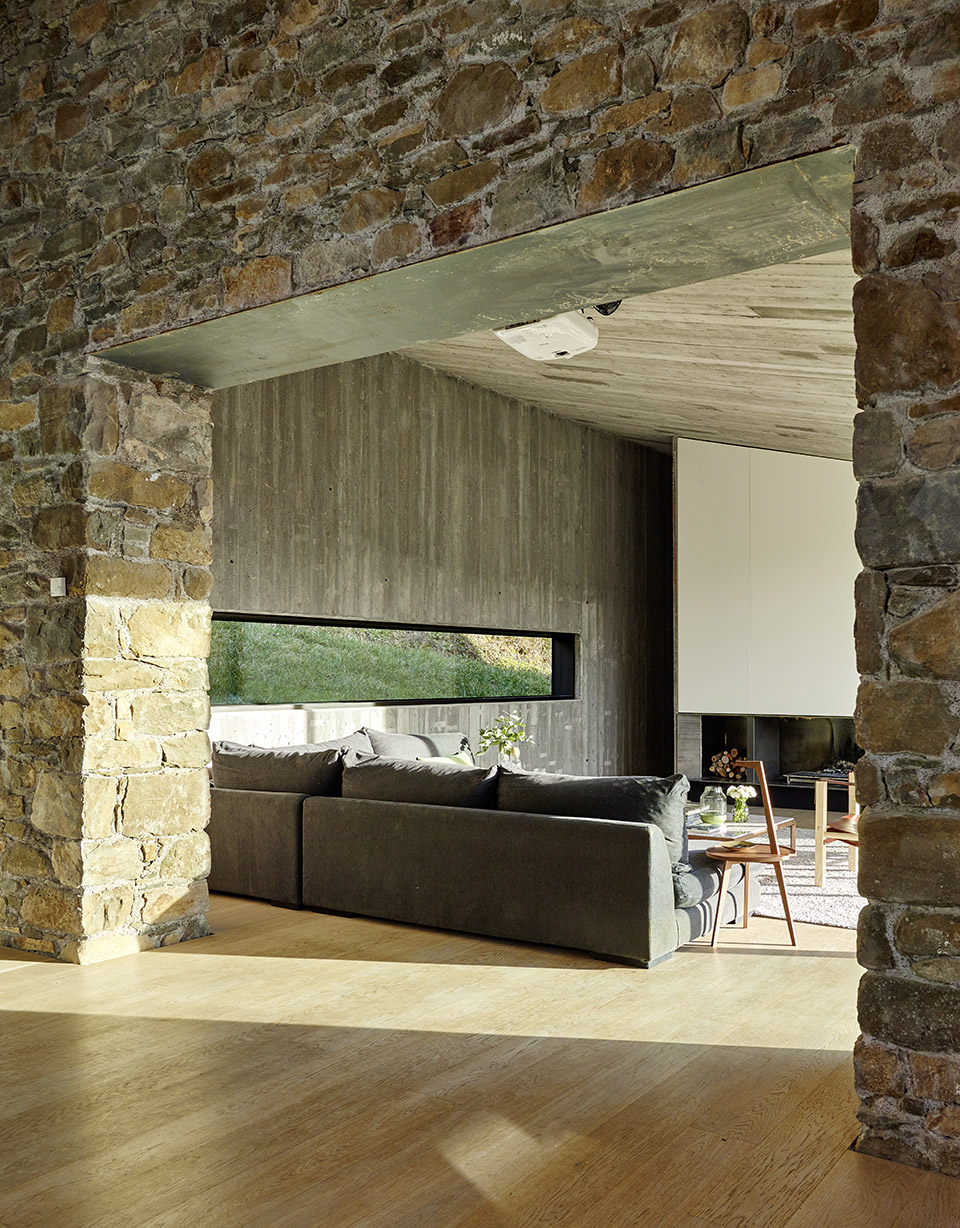 西班牙农舍新生 | amm arquitectes 的山林农场住宅设计-34