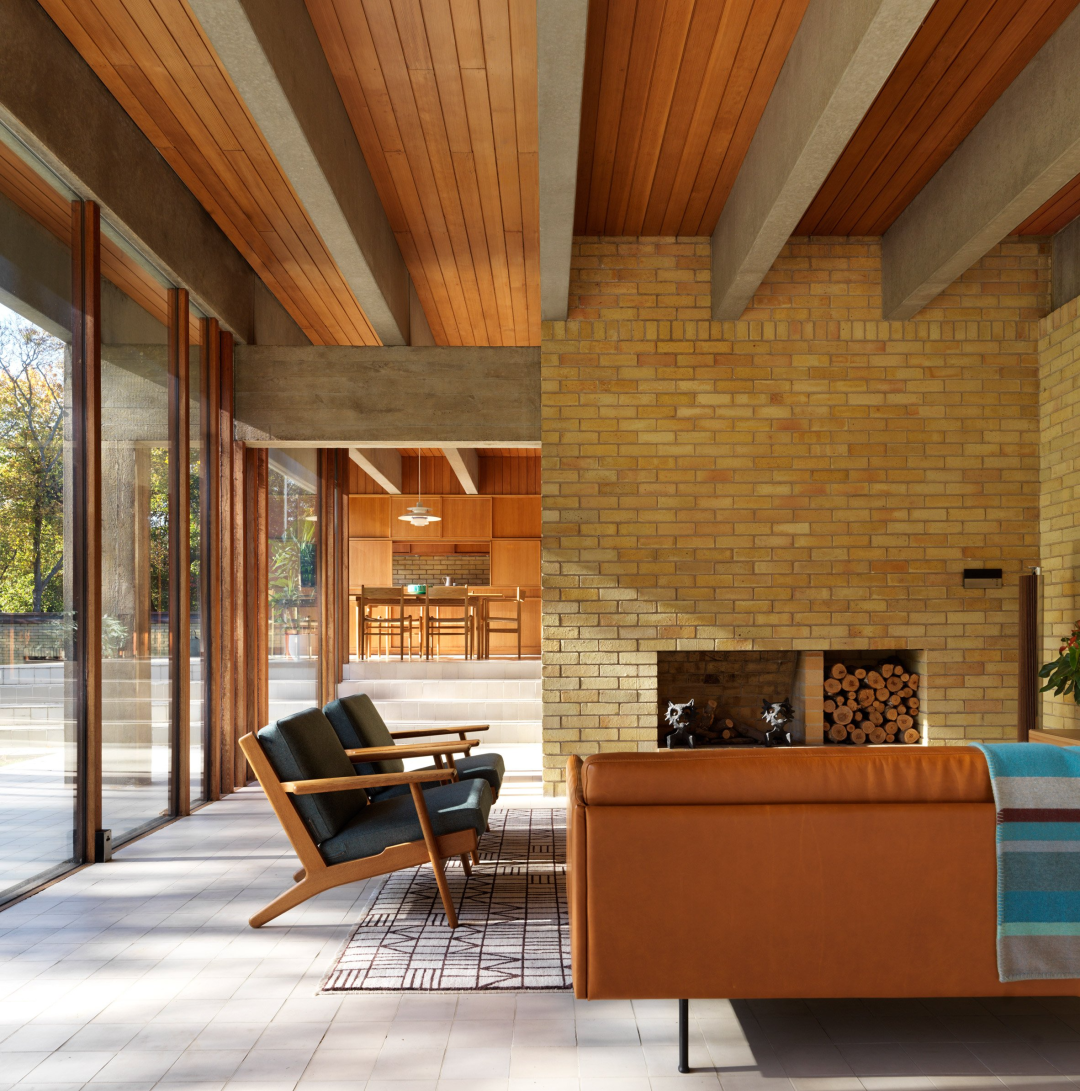 罐头清单或能利斯(具体含义需根据更多上下文来确定)丨西班牙丨约翰·伍重-0