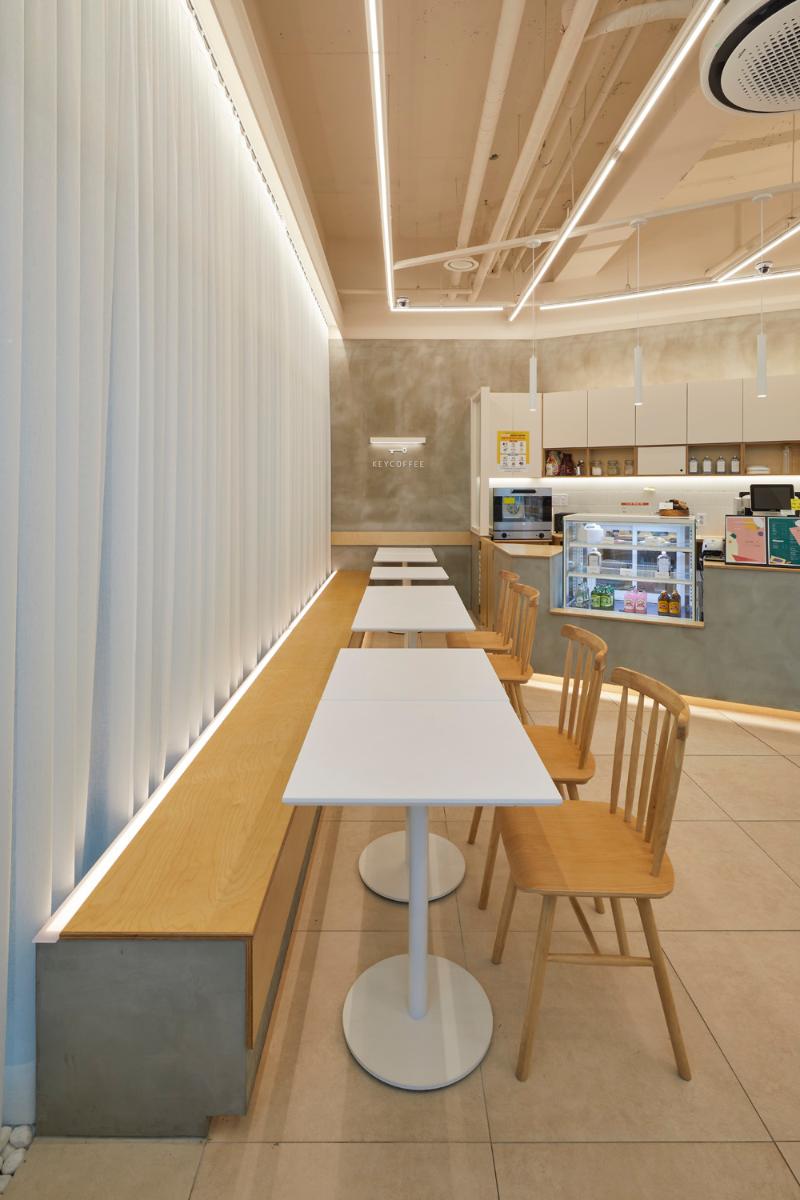 12 坪极简风咖啡厅设计 | 韩式 White&Woodton 风格-11