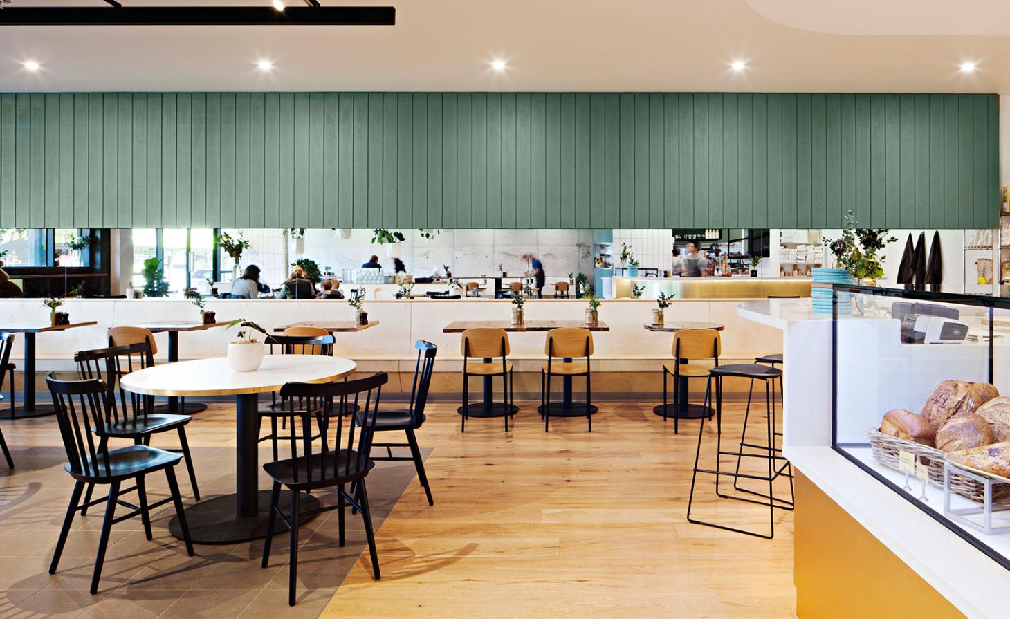 墨尔本汉普顿面包店，优雅原木设计俯瞰烘培过程-11