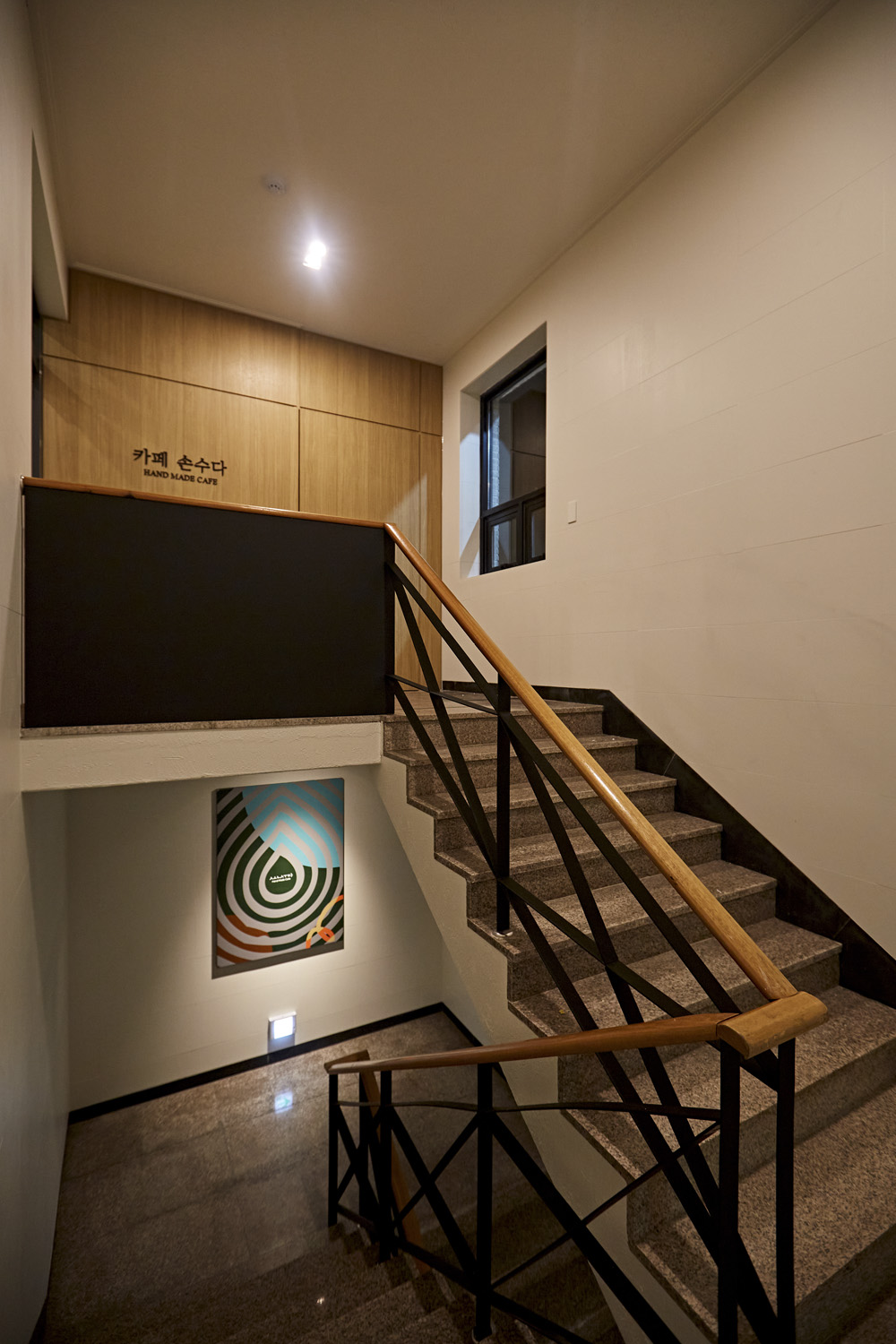 现代简约 80 平咖啡厅设计 点亮空间的艺术-26