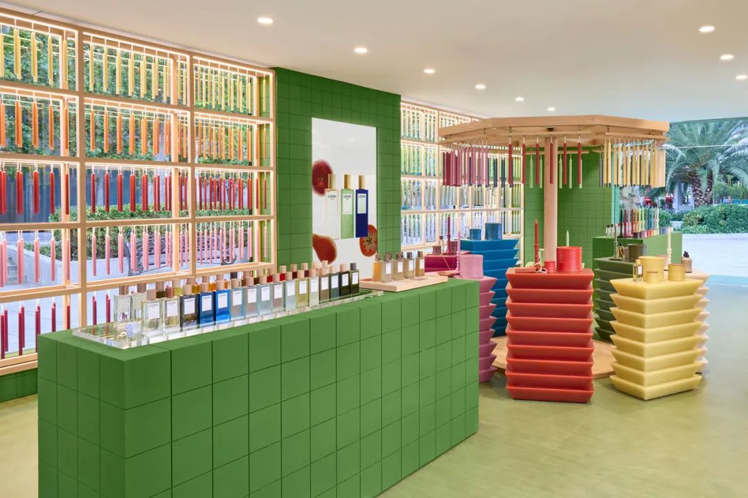 LOEWE 马德里快闪店丨西班牙马德里-28