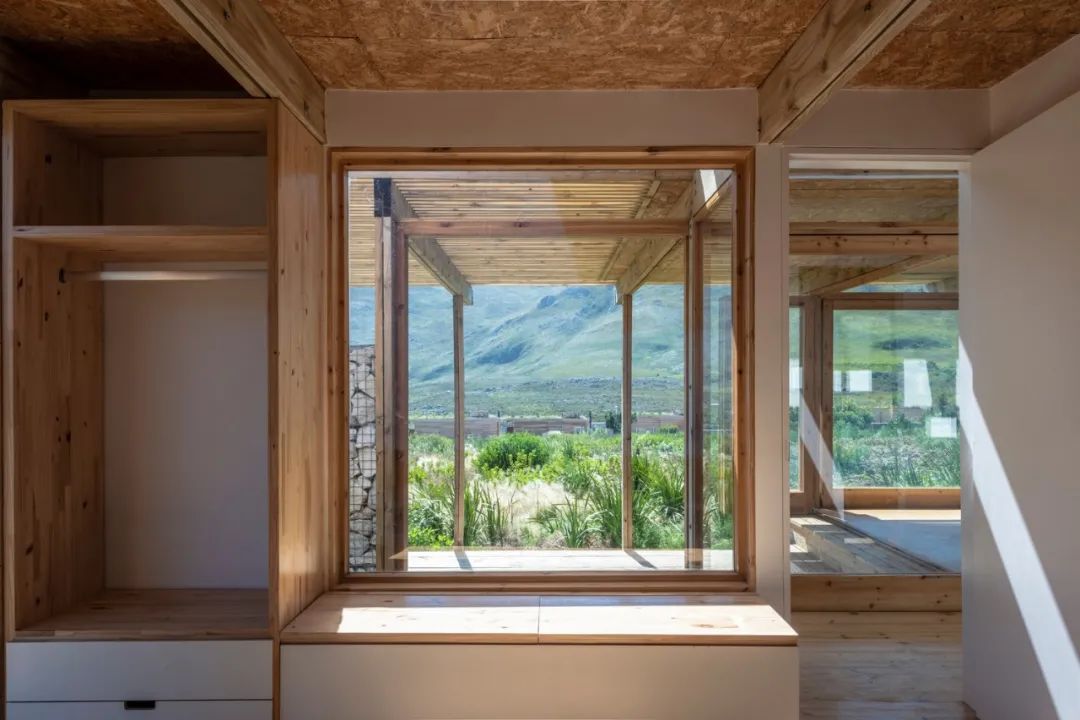 南非 Kogelberg 小屋 | 融入自然景观的迭代设计-25